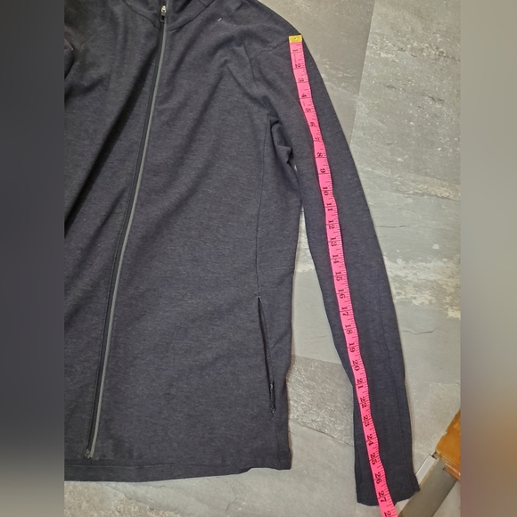 Lululemon Surge Warm Full Zip. Hood. Long Sleeves. Thumbholes. Dark Grey. M. - Picture 9 of 9